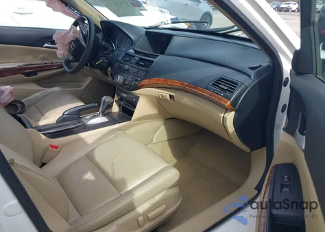 2012 Honda Accord 2.4 Ex-L from USA, damaged, VIN 1HGCP2F83CA040848